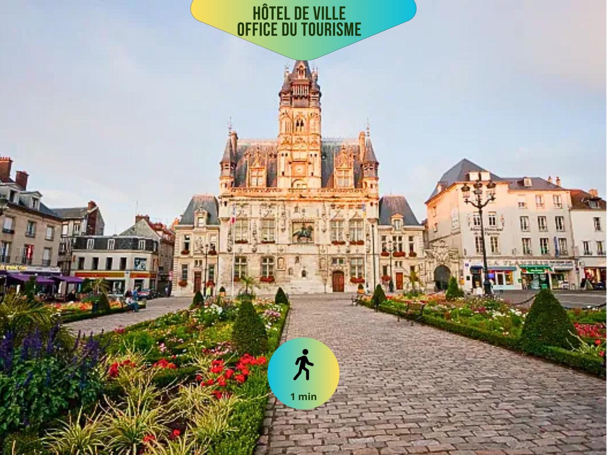 Le Corneille - Ideal Pros & Couples - Centre Historique - Chateau 5Min - Gare 10Min - Au Calme - Fibre Compiègne Extérieur photo